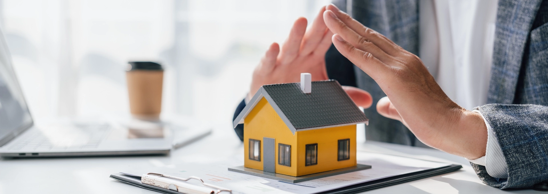 quels-risques-meconnus-menacent-les-maisons-anciennes-et-comment-une-assurance-adaptee-les-couvre